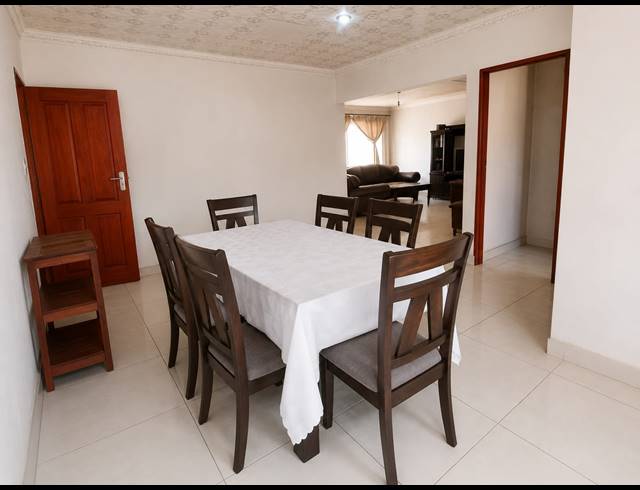 4 BEDROOM HOUSE FOR SALE IN MEYERTON PARK